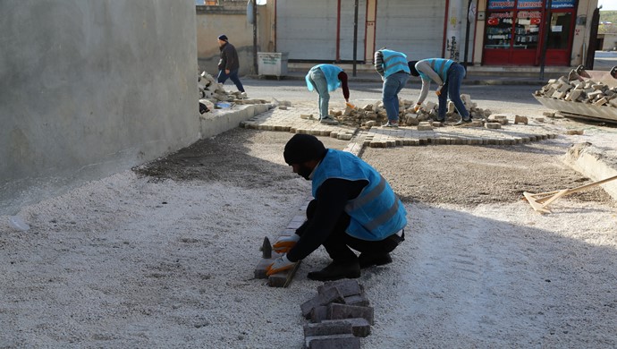 HALİLİYE BELEDİYESİNDEN 7 AYRI NOKTADA YOL ÇALIŞMASI