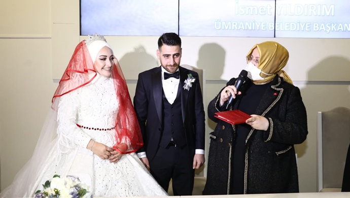 Bakan Selçuk, 15 Temmuz Şehidi Mehmet Şefik Şefkatlioğlu’nun Kızının Nikah Şahidi Oldu