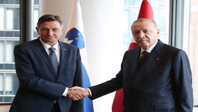 Cumhurbaşkanı Erdoğan, Slovenya Cumhurbaşkanı Pahor ile bir araya geldi