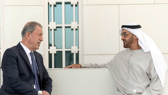 Millî Savunma Bakanı Hulusi Akar, BAE Devlet Başkanı ve Abu Dabi Emiri Şeyh Muhammed Bin Zayed Al Nahyan Tarafından Kabul Edildi