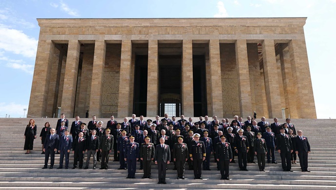 Millî Savunma Bakanı Hulusi Akar, Beraberindeki TSK Komuta Kademesi ile OYAK’ın 62’nci Olağan Genel Kurulu’na Katıldı