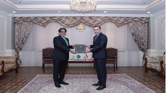 Deputy Minister of Foreign Affairs of the Republic of Tajikistan Farhod Salim received the newly appointed Ambassador of the Islamic Republic of Pakistan