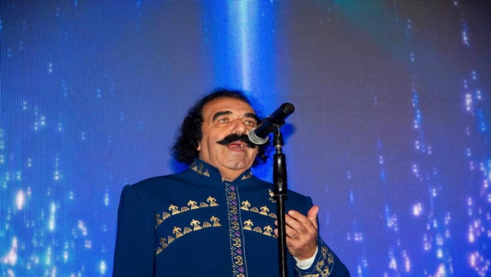 TEBRİZ’İN EFSANE HALK OZANI AŞIK MAHBUB HALİLİ, KARAPAPAK KURULTAYINDA MİSAFİRLERİ COŞTURDU