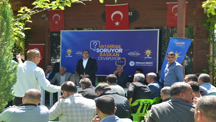 BİRECİK BELEDİYE BAŞKANI MEHMET BEGİT: “VATANDAŞ SORUYOR, BAŞKAN CEVAPLIYOR” PROGRAMINDA VATANDAŞI DİNLEDİ