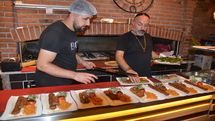 İstanbul’un Gözde Mekânında Lezzetin İmparatoru: Kebapçı Memet