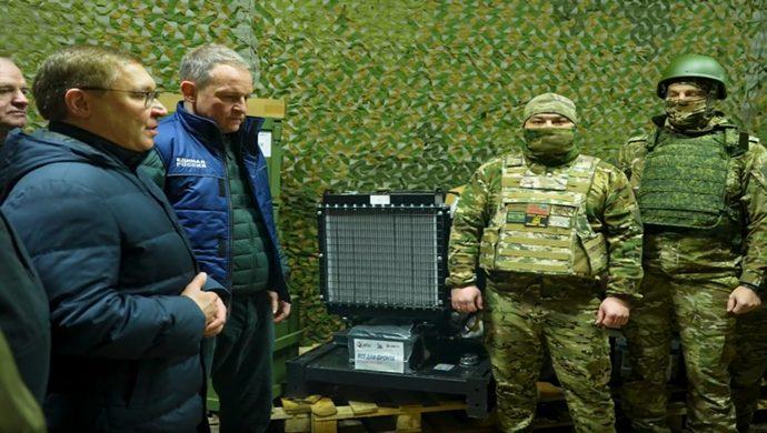 Birleşik Rusya, Nasha Pravda ve SVO ile KTO Gazileri vakıfları, Kherson bölgesindeki SVO savaşçılarına özel ekipman bağışında bulundu