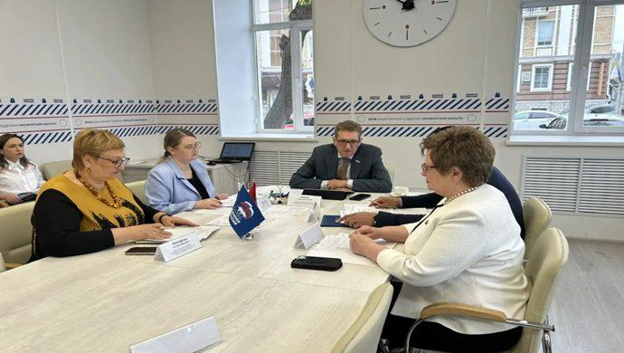 Orenburg bölgesinde, Birleşik Rusya “Zemsky Postacısı” yarışmasının sonuçlarını açıkladı